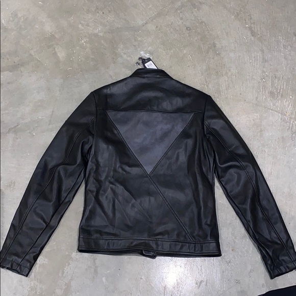 Guess leather jacket - Picture 6 of 7